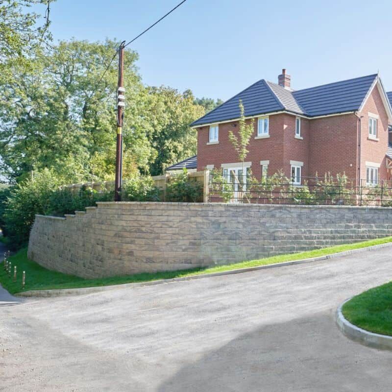 Tobermore Secura Grand Corner Blocks