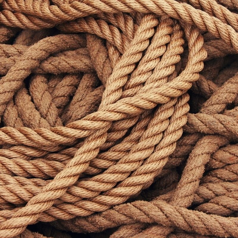 Chains, Ropes And Tie Downs