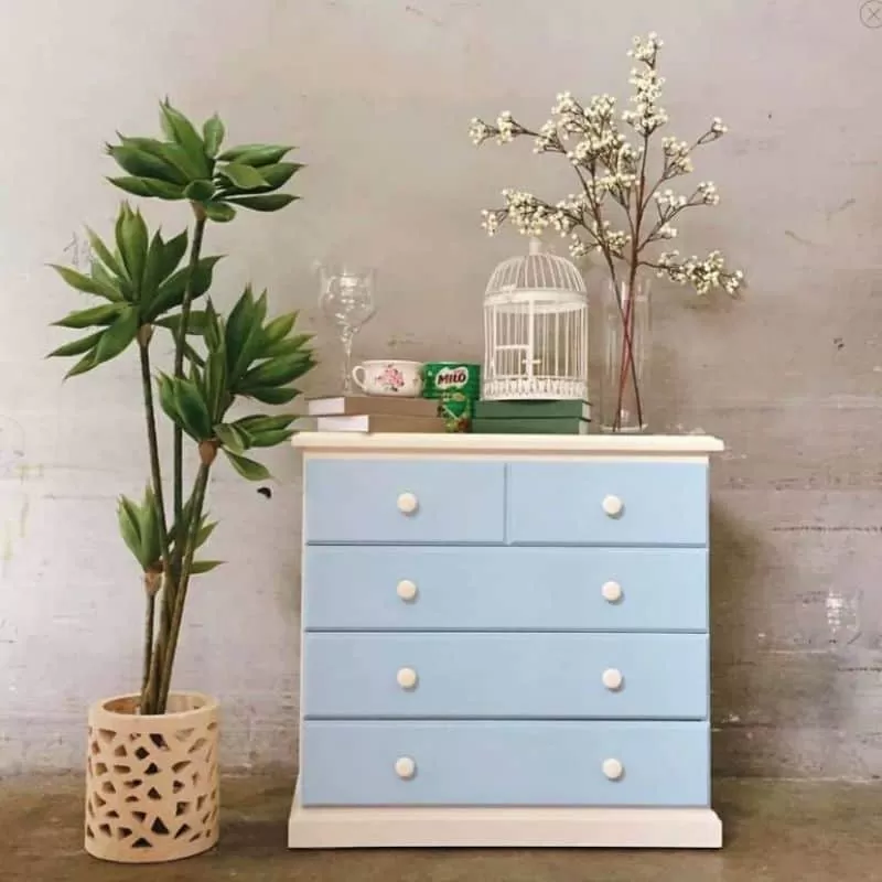 Frenchic Original Artisan Eco Paint heavenly blue