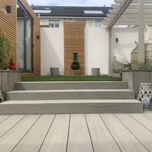 Composite Decking (11)